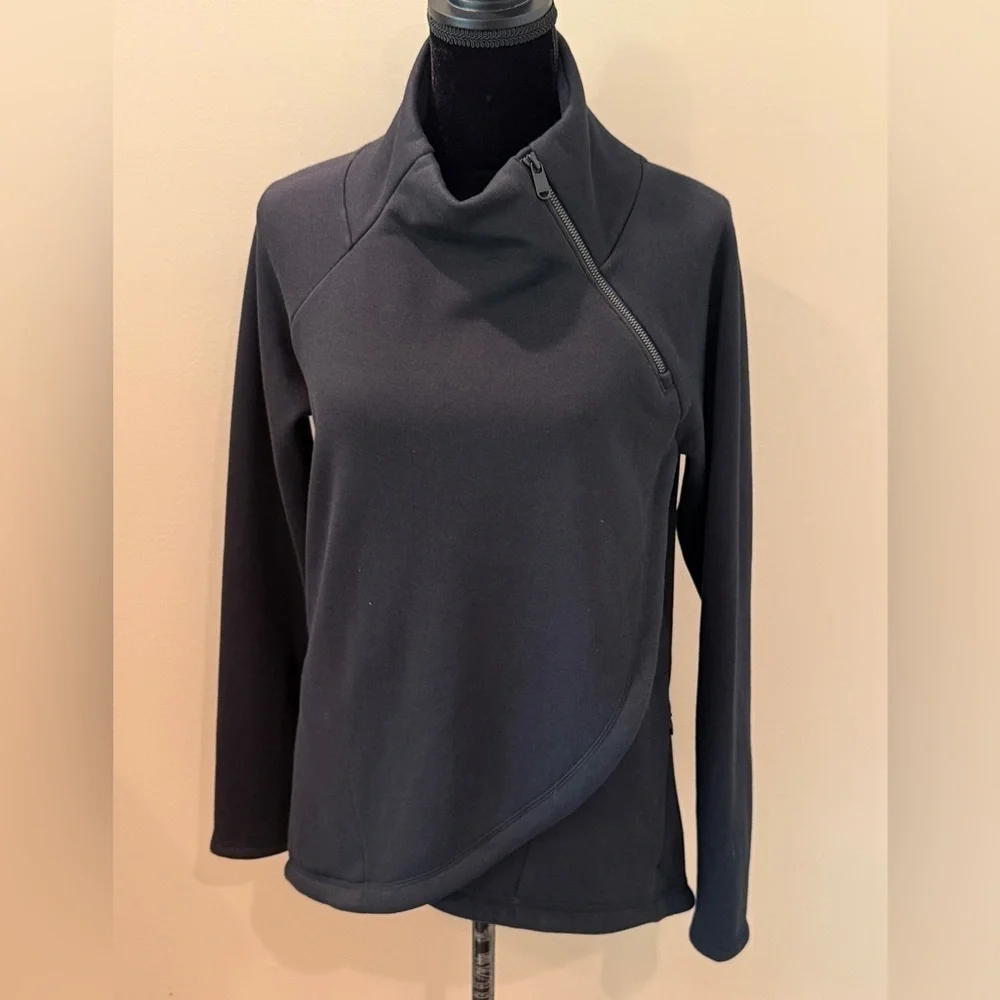 Athleta karma versatile